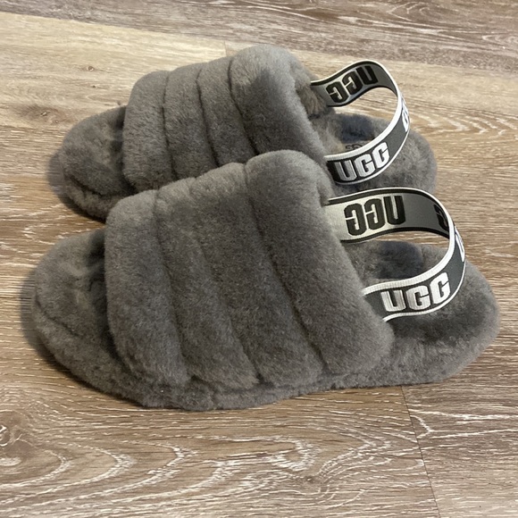 UGG Fluff Yeah Slipper Slides - Picture 3 of 8